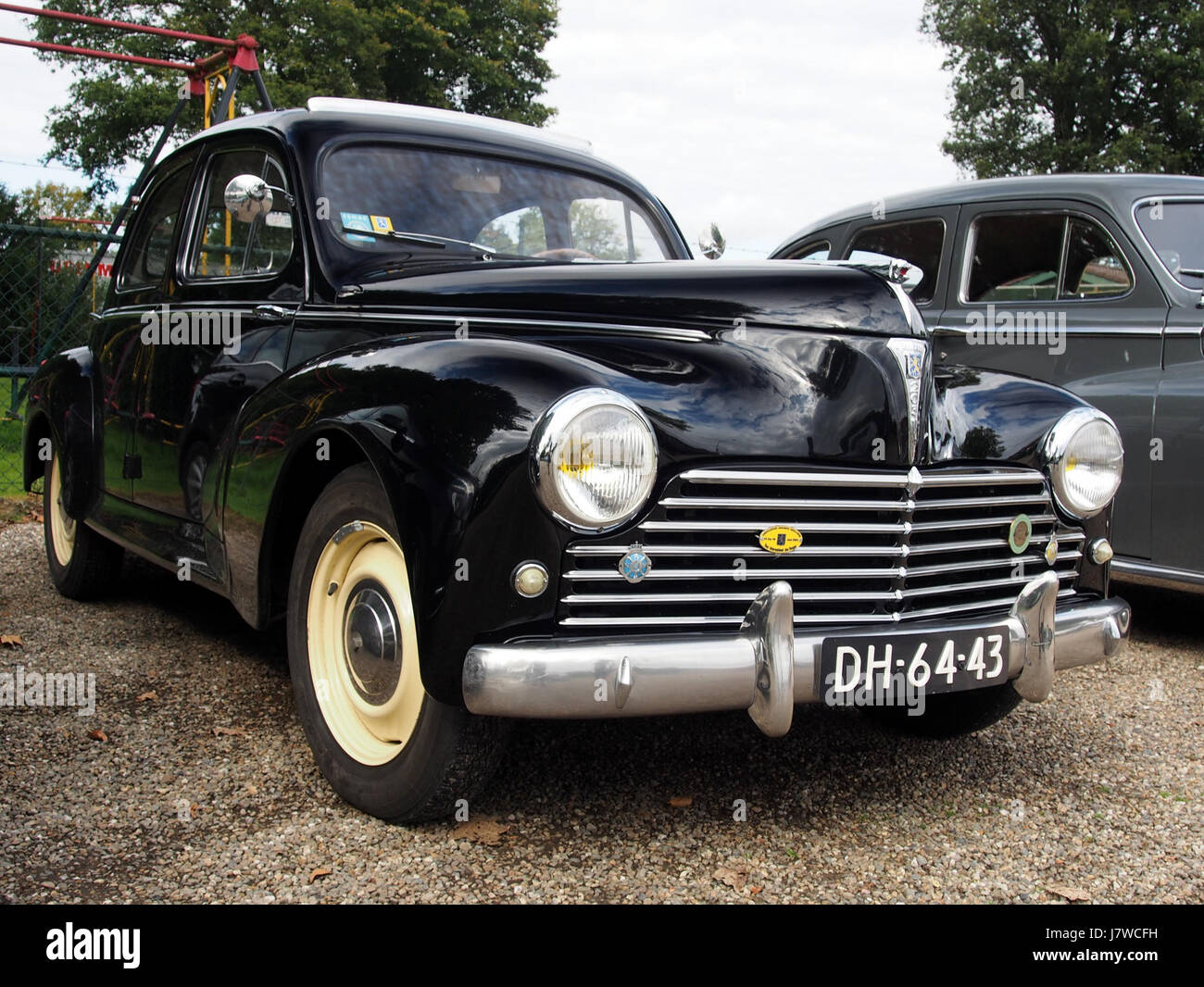 Miniature Elysée Résine 1/43 - Peugeot 203 Cabriolet 4 Places Noire 1950