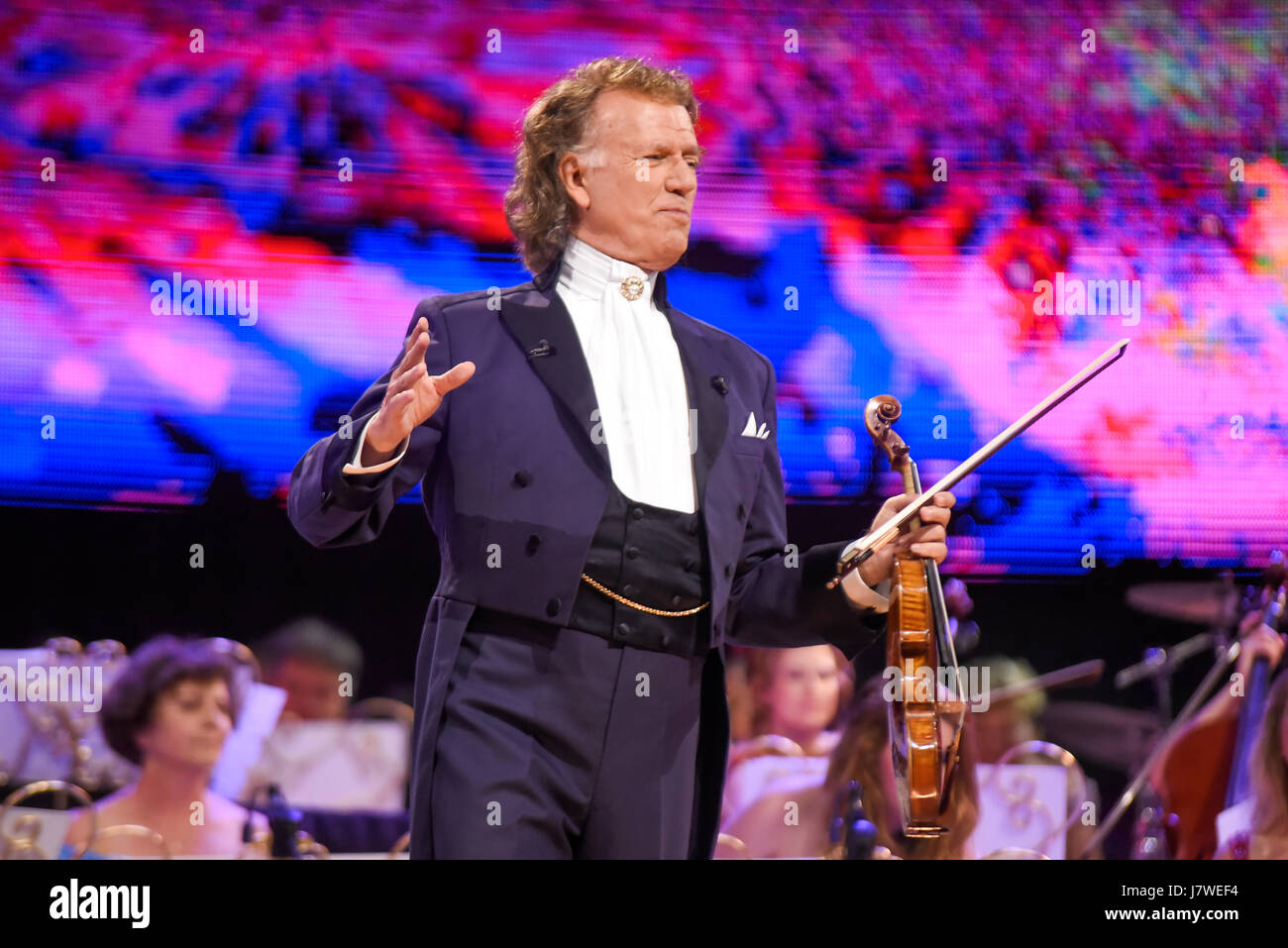 Andre rieu hi-res stock photography and images - Alamy