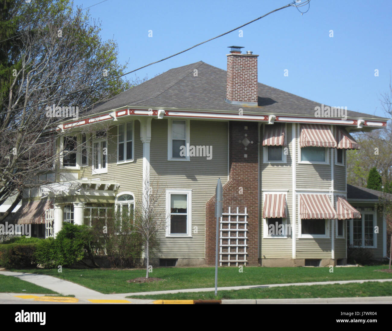 The building at 1004 E. Main St., located in the East Side Historic ...