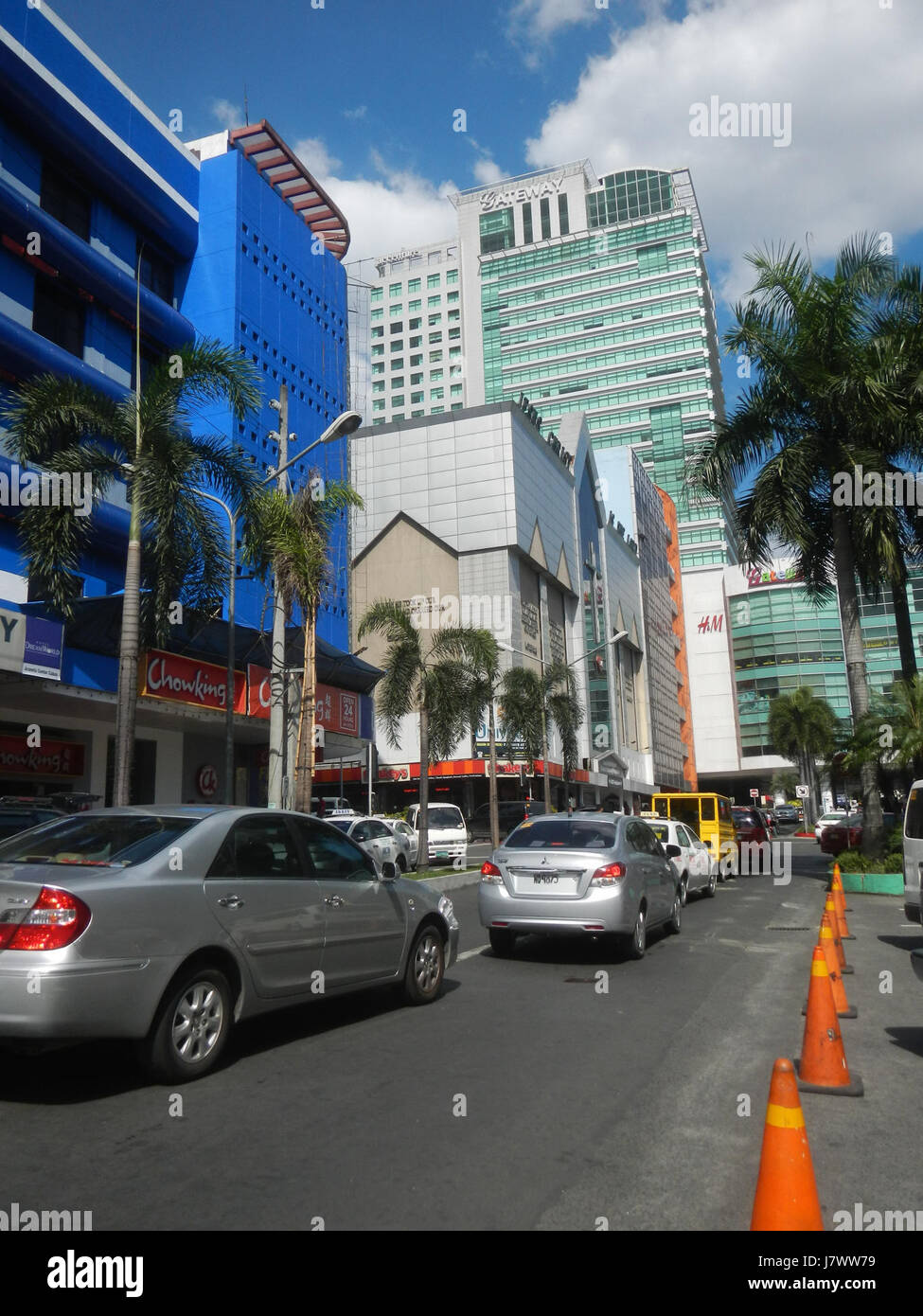 This entry references the Araneta Center in Cubao, Quezon City ...