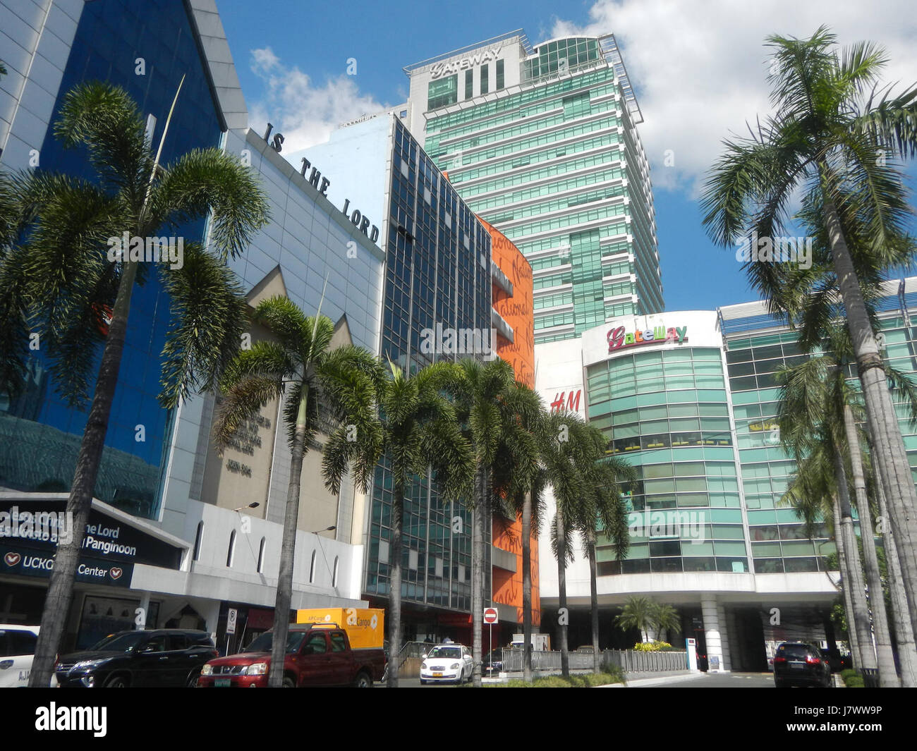 H&m 2025 cubao gateway