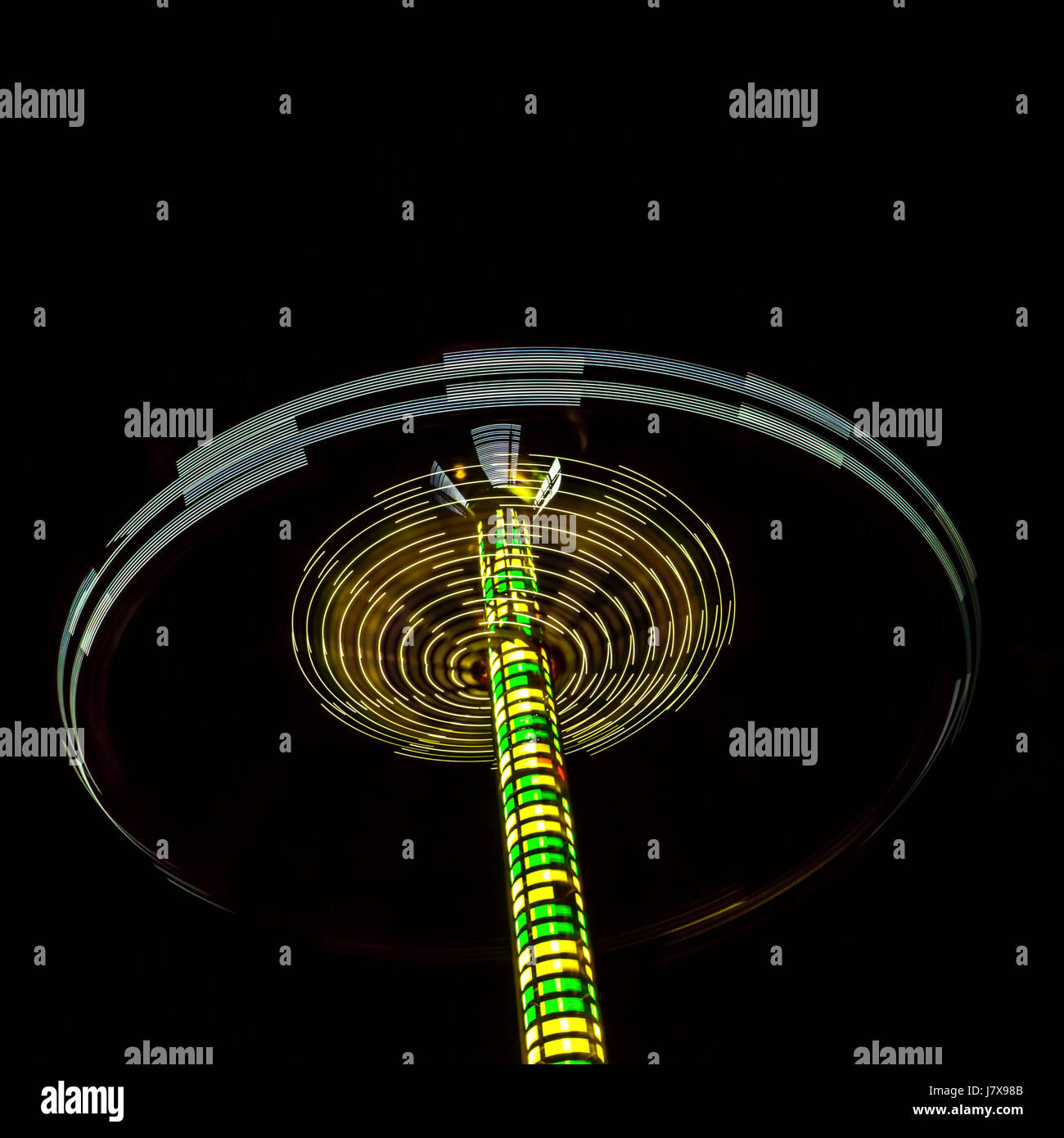 Midway ride hi-res stock photography and images - Alamy