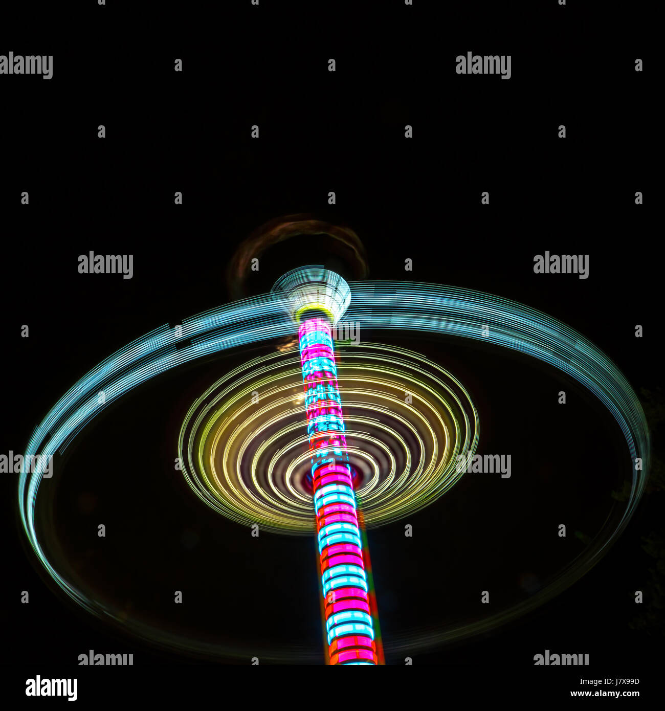 Midway ride hi-res stock photography and images - Alamy