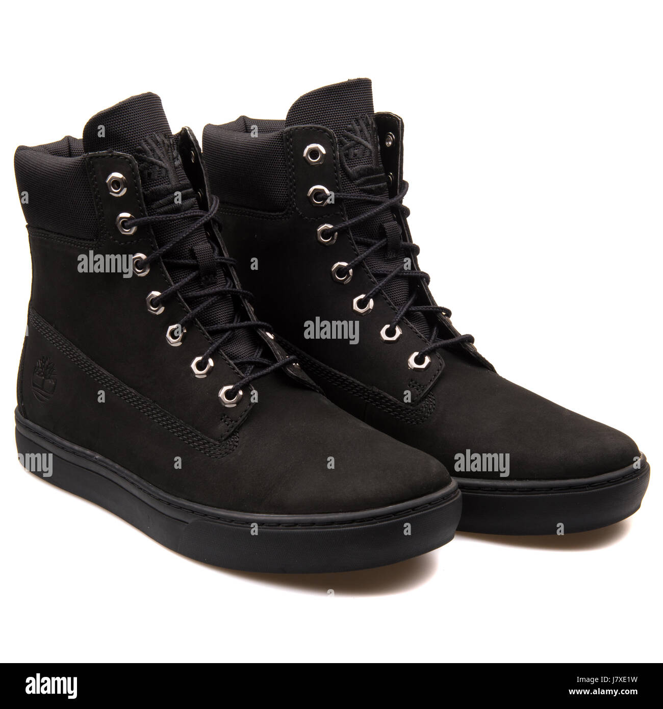 Timberland Earthkeepers Newmarket II 2 Cup Black Men's Leather Boots -  A1156 Stock Photo - Alamy
