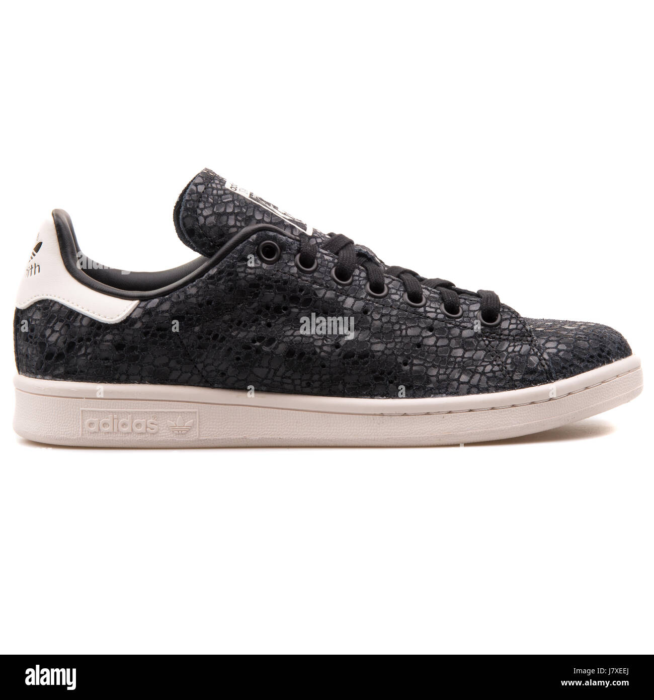 Stan smith trainers hi-res stock photography and images - Alamy
