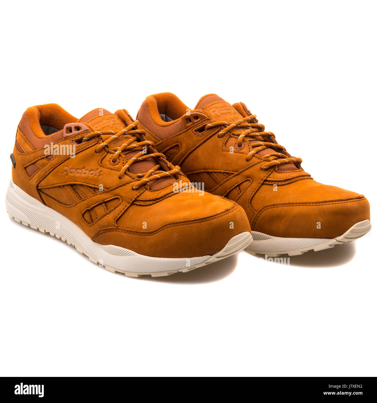 Reebok Ventilator Goretex Men's Brown Paperwhite Rosette Sneakers - V66309  Stock Photo - Alamy