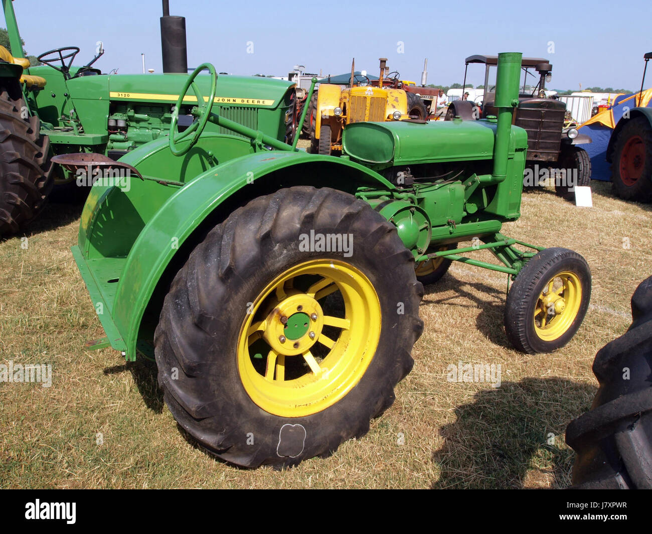 【JOHN DEERE】トラクター、レトロ、 420_420_62e4fa05158fe5059e1161