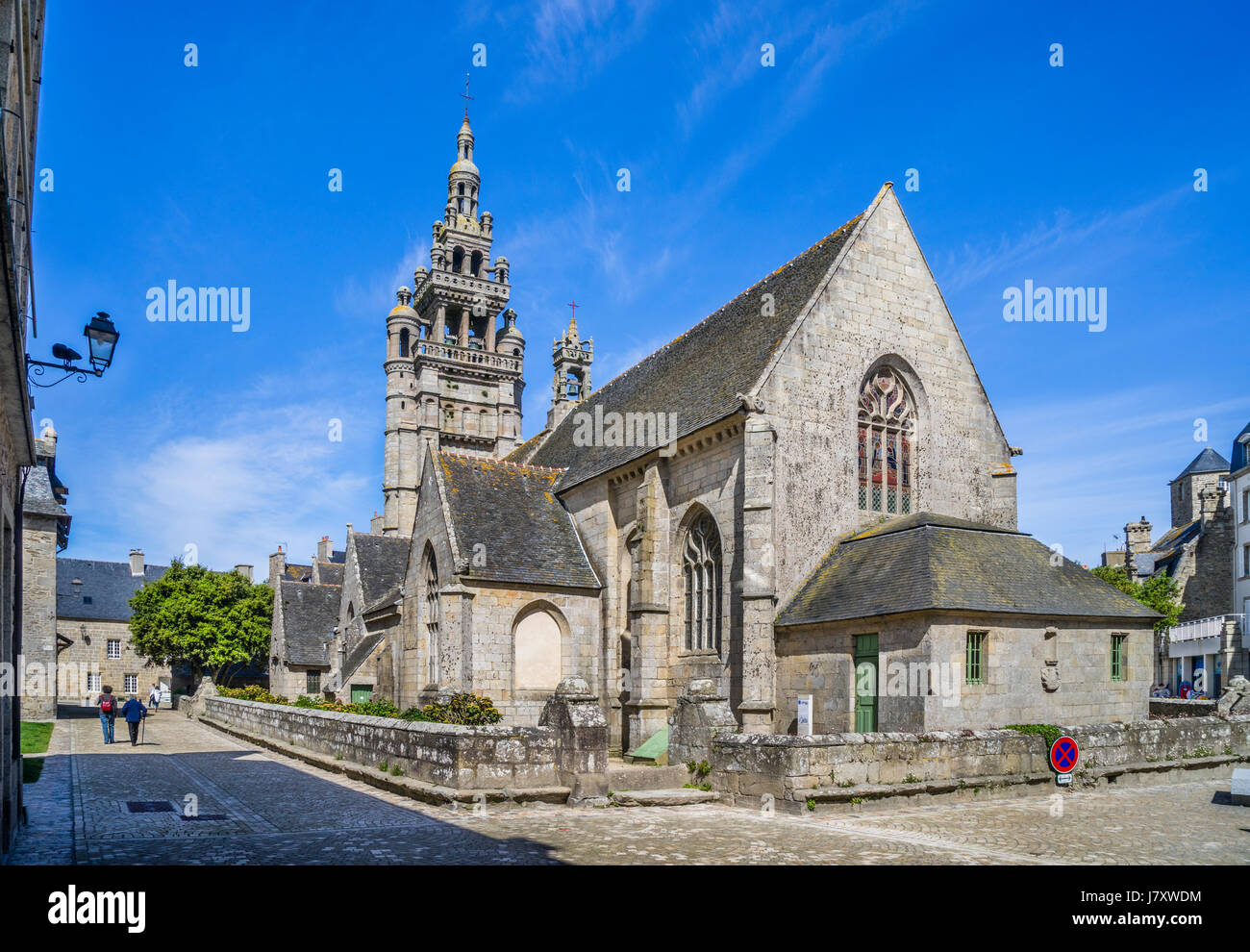 France, Brittany, Finistére department, Roscoff, the parish church of Our Lady of Croaz Batz with its distinctive double gallery bellfries. Stock Photo