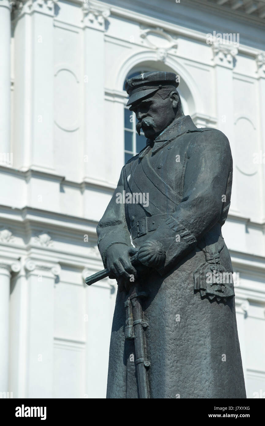 Statue of Marshal Jozef Pilsudski in Warsaw, Poland in Warsaw, Poland 4 April 2017 © Wojciech Strozyk / Alamy Stock Photo Stock Photo