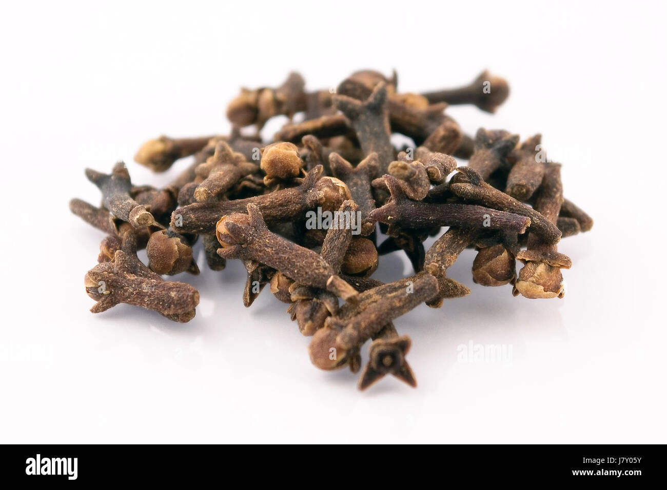 spice condiment cook herb baking flavor clove food aliment health macro ...