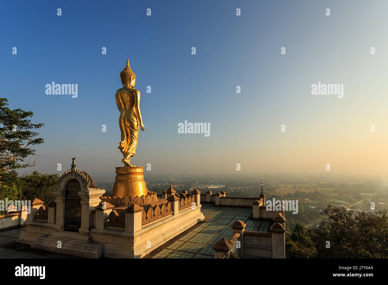 Golden buddha statue in Thai temple, Wat Phra That Khao Noi in Nan ...