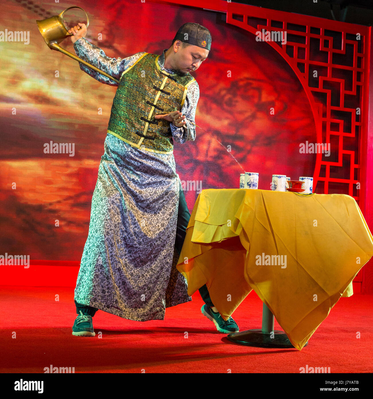 Wenzhou, Zhejiang, China. Performer Demonstrating a Tea Pouring ...