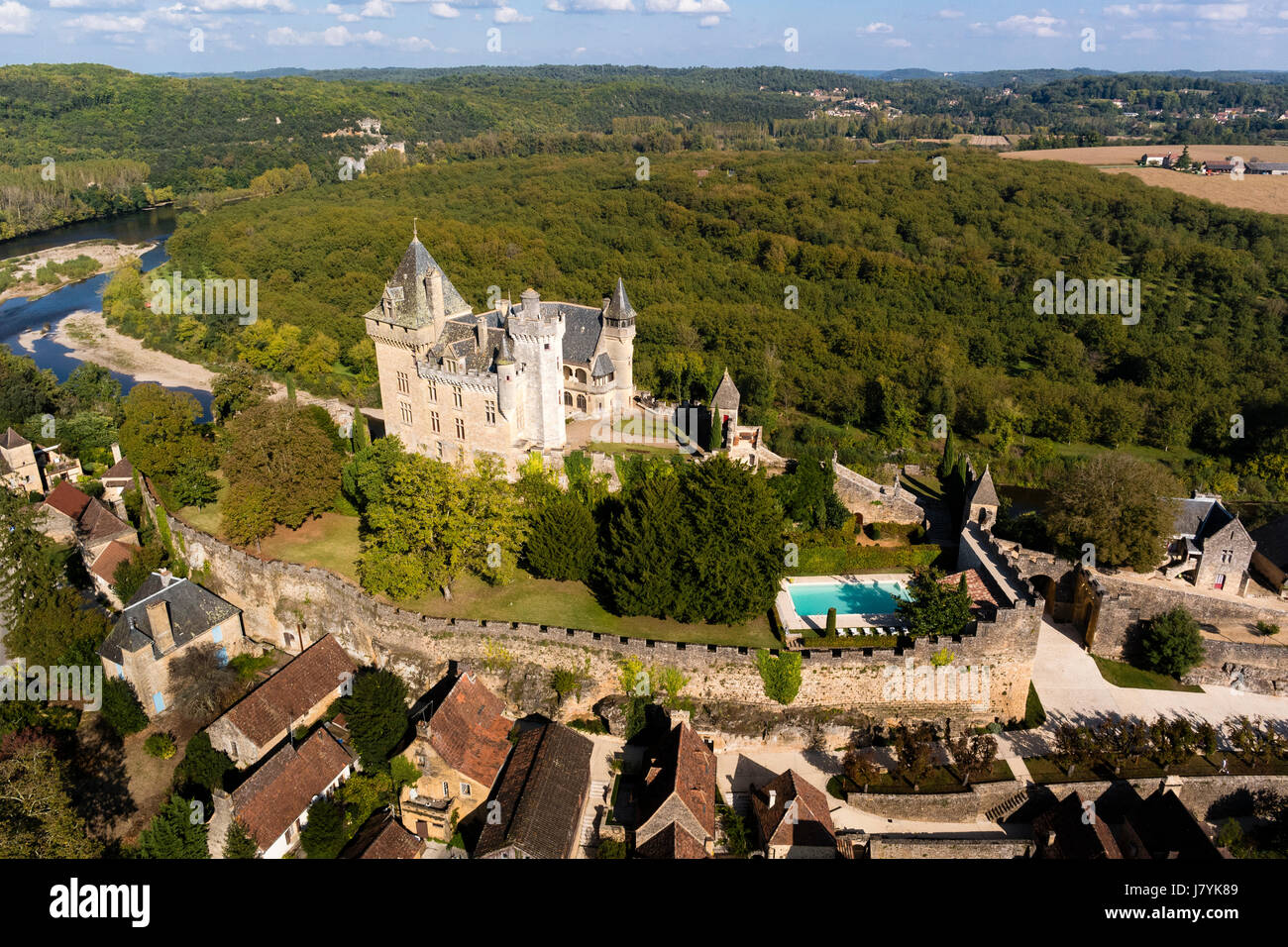 France, Dordogne, Vitrac dominated by the castle of Montfort (aerial view) Stock Photo