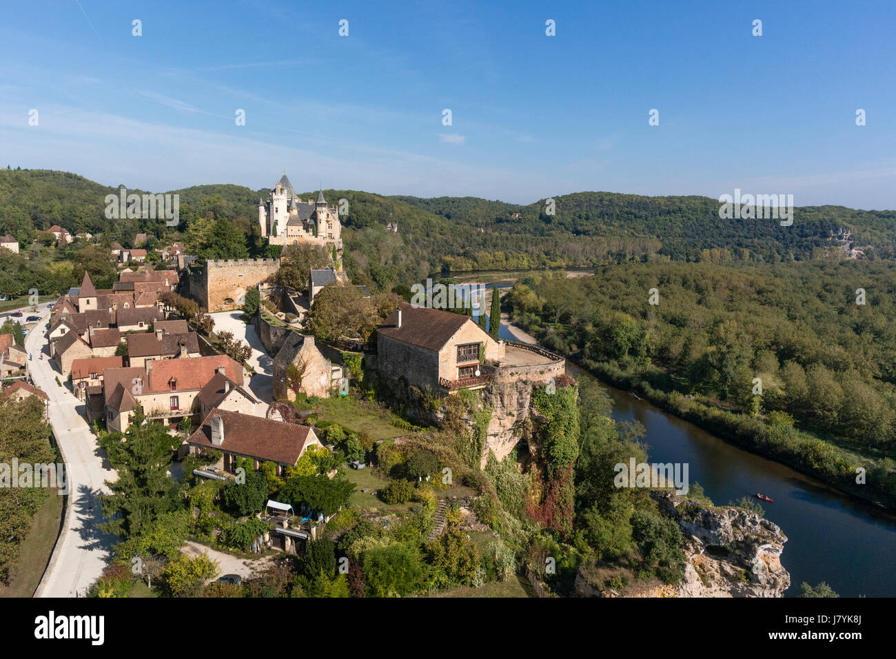 France, Dordogne, Vitrac dominated by the castle of Montfort (aerial view) Stock Photo