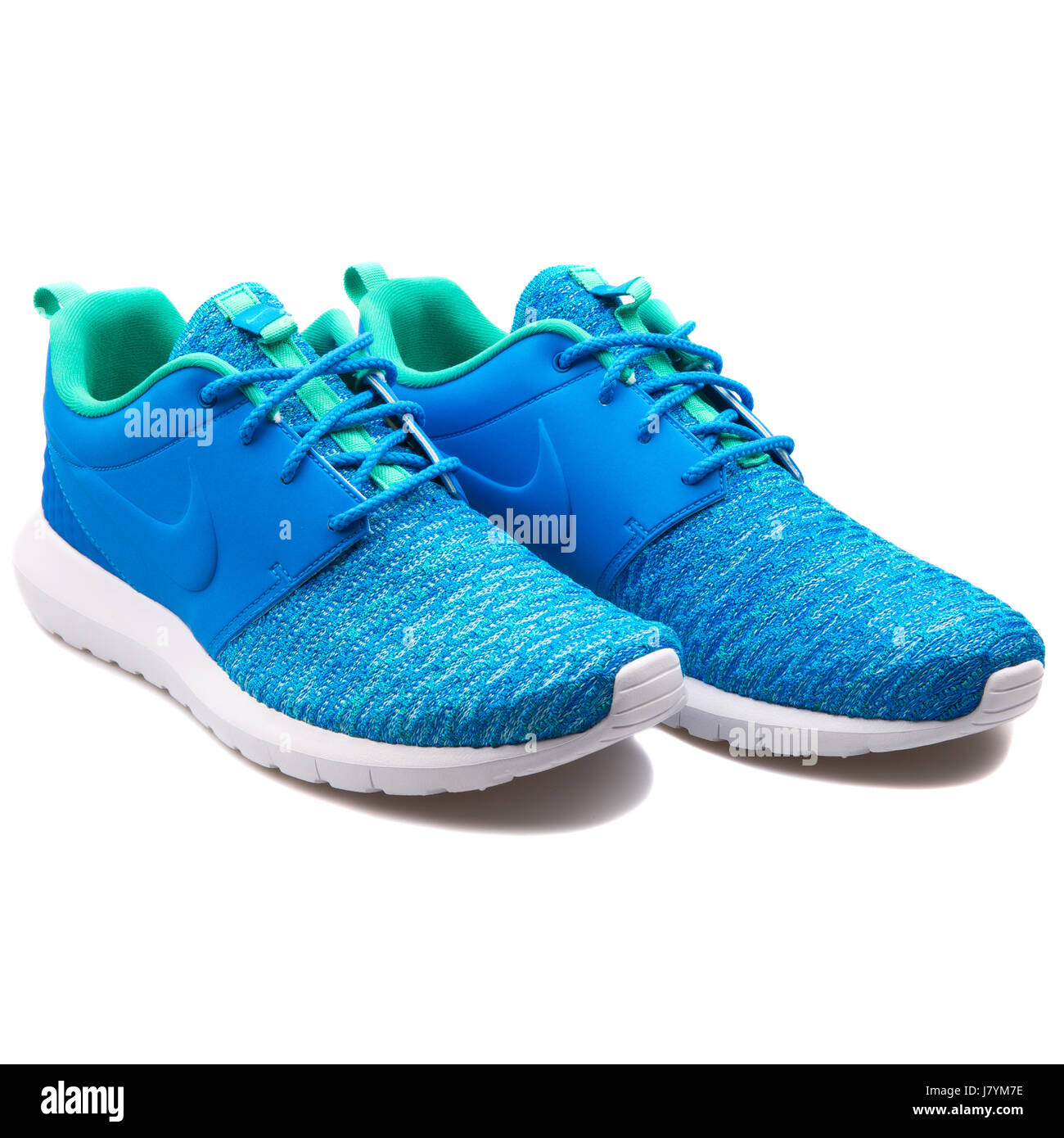 Nike Roshe NM Flyknit PRM Blue Unisex Sports Sneakers - 746825-400 Stock  Photo - Alamy