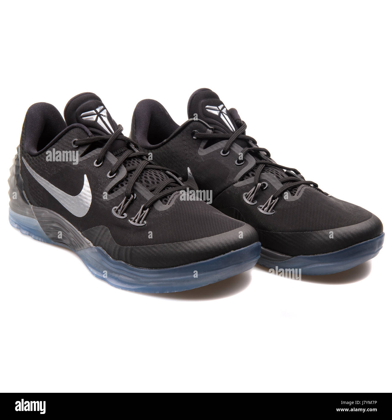 Nike Zoom Kobe Venomenon 5 Black Men's Basketball Sneakers - 749884-001  Stock Photo - Alamy