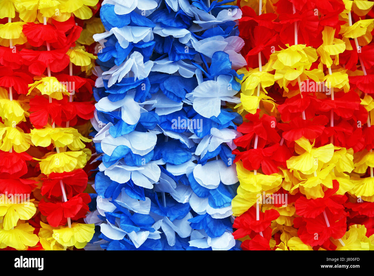 Plastic leis hires stock photography and images Alamy