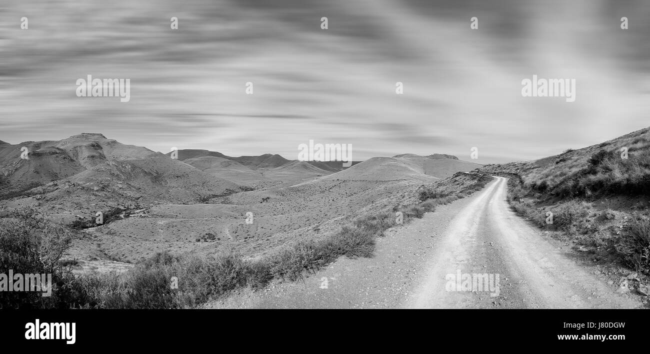 The mountains of the Eastern Cape stretch off into the distance, promising adventure Stock Photo