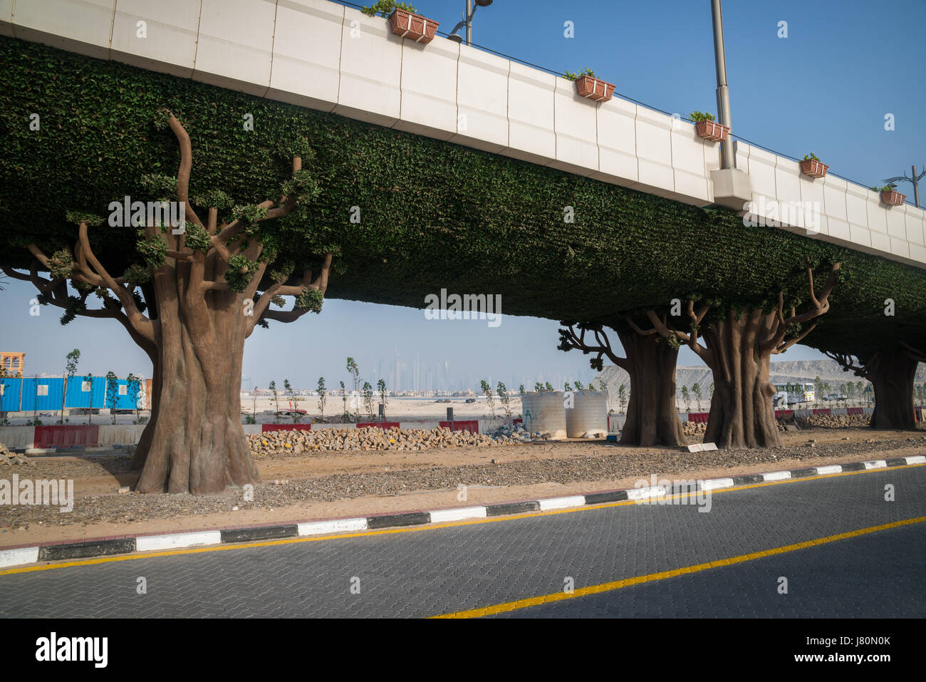 Vehicle overpass in Palm Jumeirah in Dubai, United Arab Emirates Stock Photo