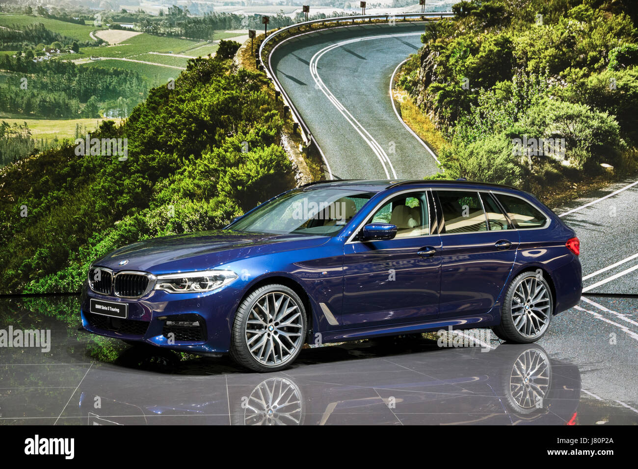 Recycled car - BMW G31 Touring - page 1