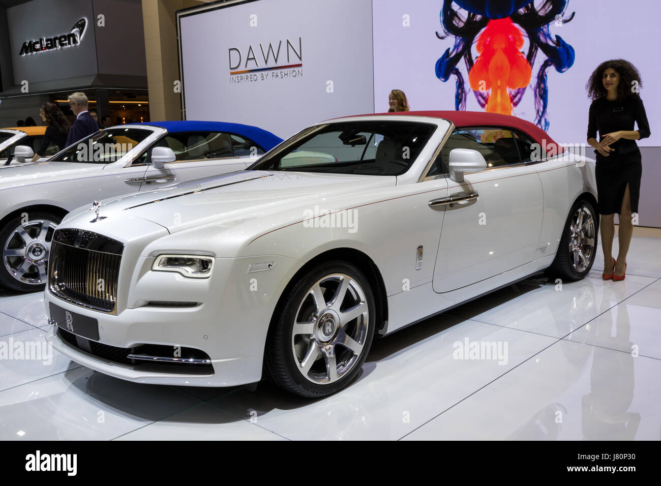 New RollsRoyce Ghost unveiled  carsalescomau
