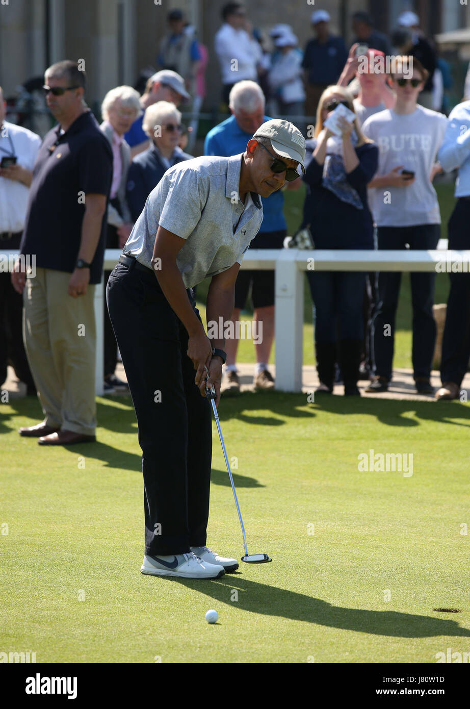 Former US president Barack Obama on the putting green at the first hole