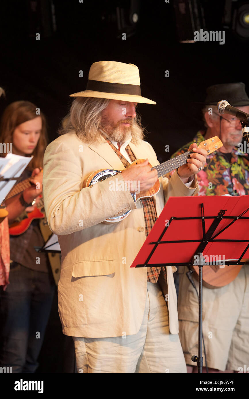 Ukulele Social performing at Christchurch Music Festival 2015