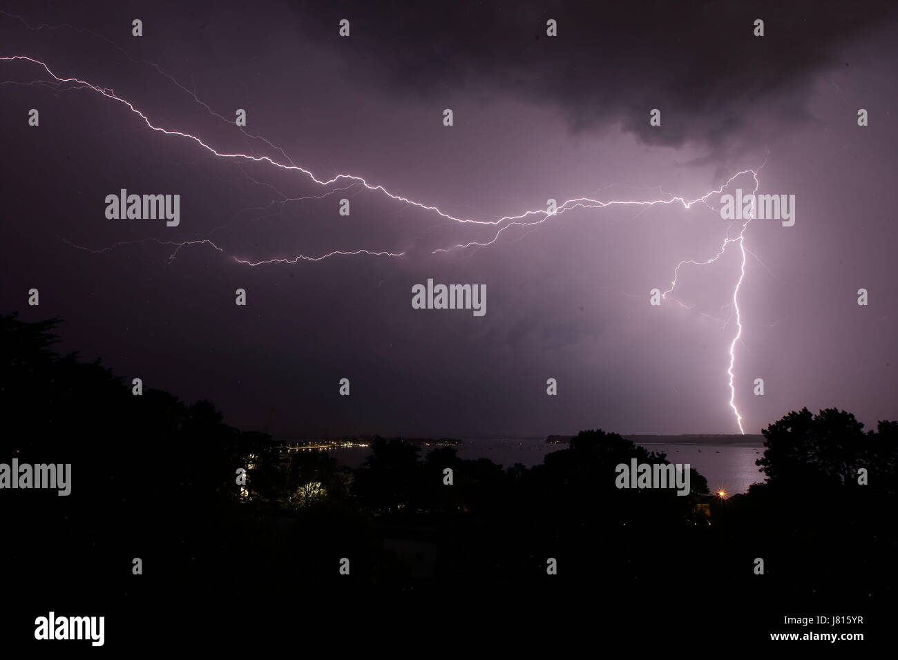 Lightning strikes over hi-res stock photography and images - Alamy