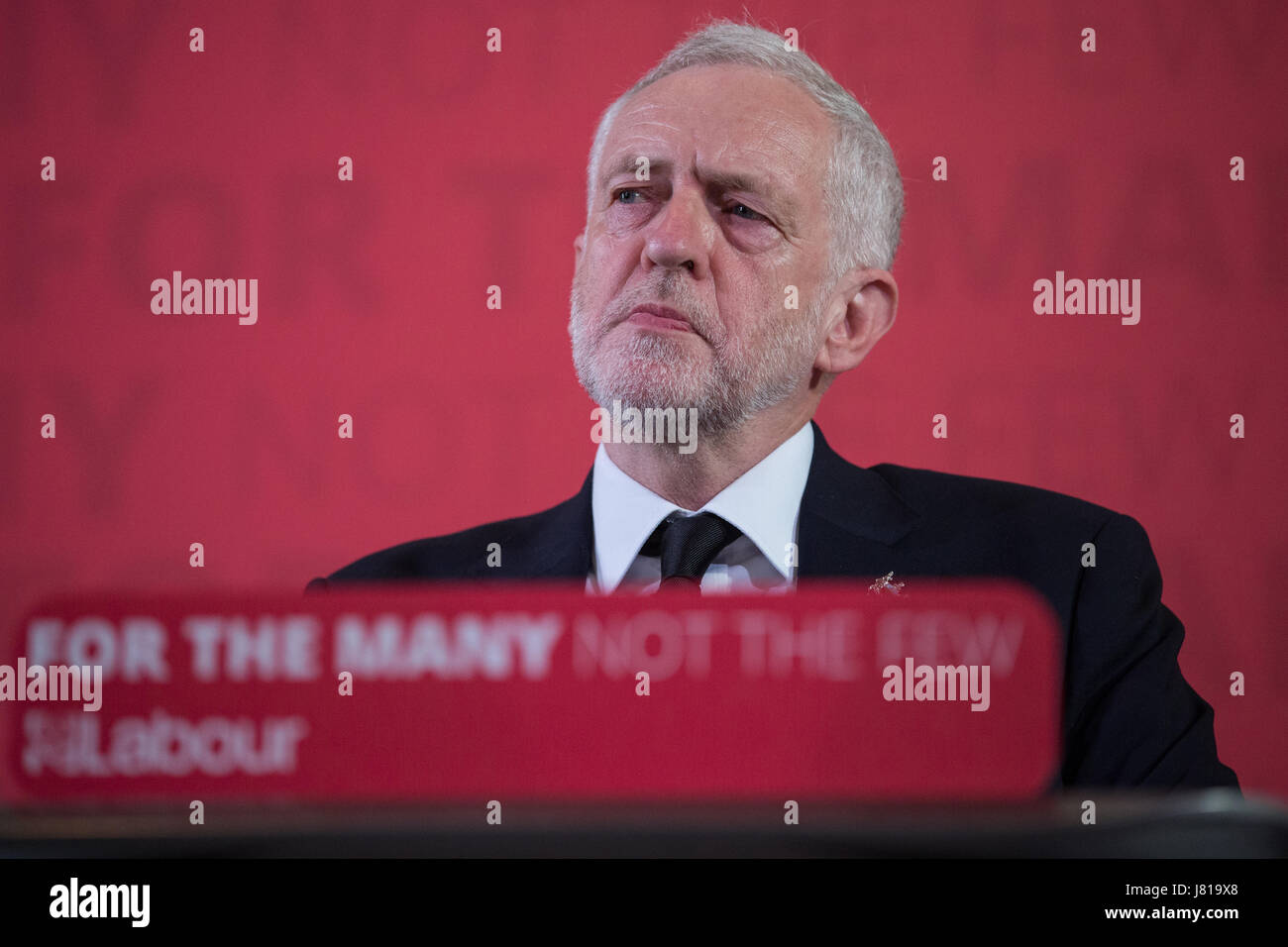 London, UK. 26th May, 2017. Labour Party leader Jeremy Corbyn delivers a speech in Westminster on defending democracy and the importance of standing together with the city of Manchester in the wake of the attack at Manchester Arena on 22nd May, his first major speech since campaigning was resumed. He also spoke of the link between terrorism in the UK and British foreign policy. Credit: Mark Kerrison/Alamy Live News Stock Photo