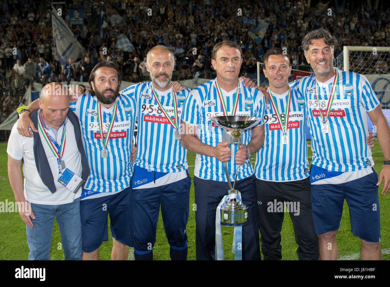 Ferrara, Italy. 18th May, 2017. Serie B Trophy Football/Soccer : Italian Serie  B match between SPAL 2-1 FC Bari at Stadio Paolo Mazza in Ferrara, Italy .  Credit: Maurizio Borsari/AFLO/Alamy Live News