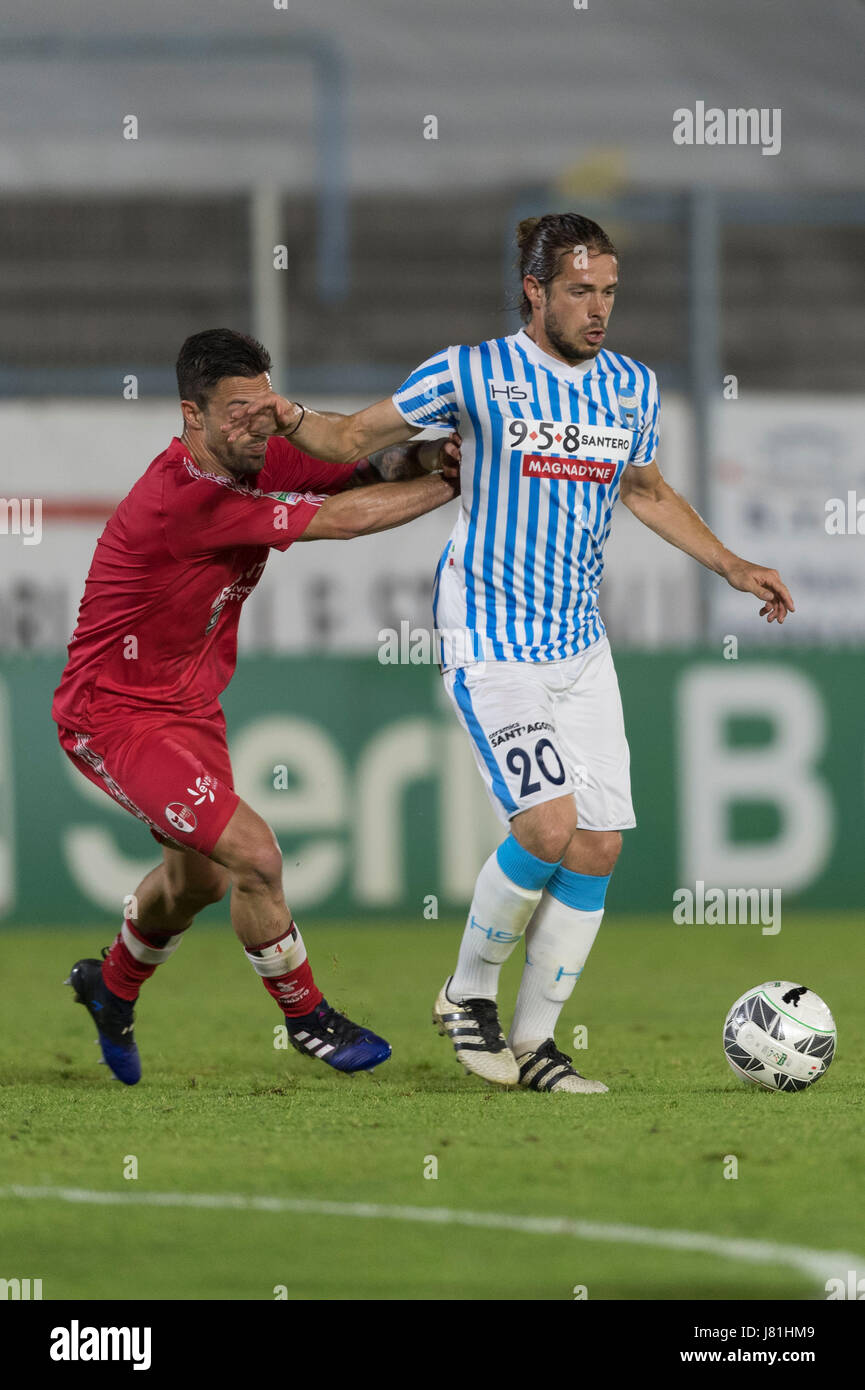 Ferrara, Italy. 18th May, 2017. Serie B Trophy Football/Soccer : Italian Serie  B match between SPAL 2-1 FC Bari at Stadio Paolo Mazza in Ferrara, Italy .  Credit: Maurizio Borsari/AFLO/Alamy Live News