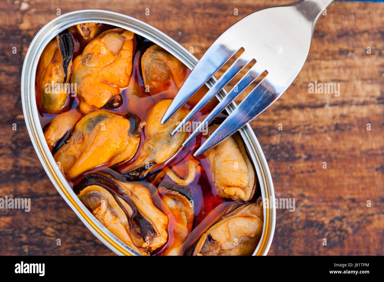Canister of canned mussels. Healthy meal Stock Photo Alamy