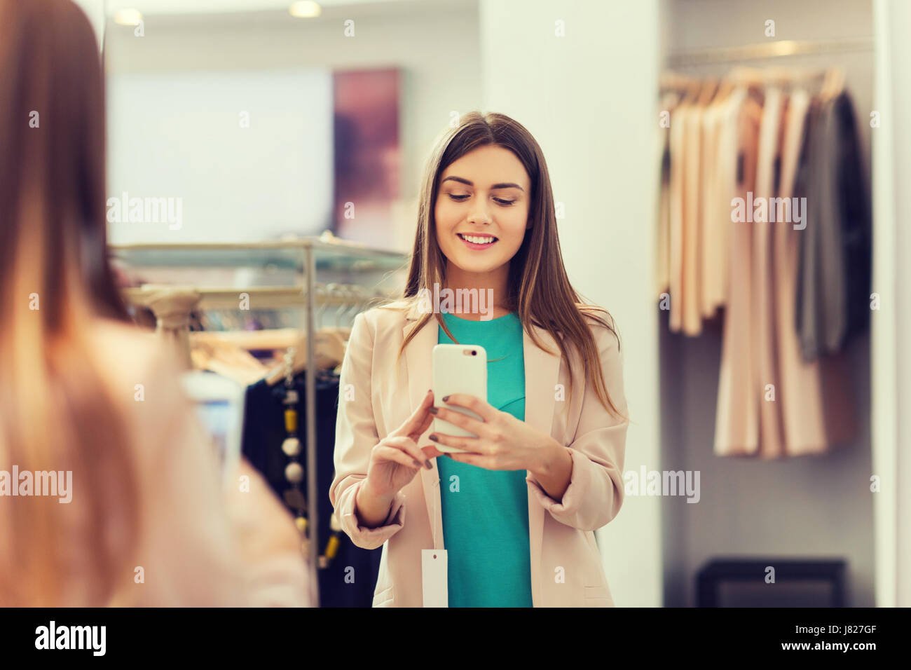 Selfie mirror hires stock photography and images Alamy