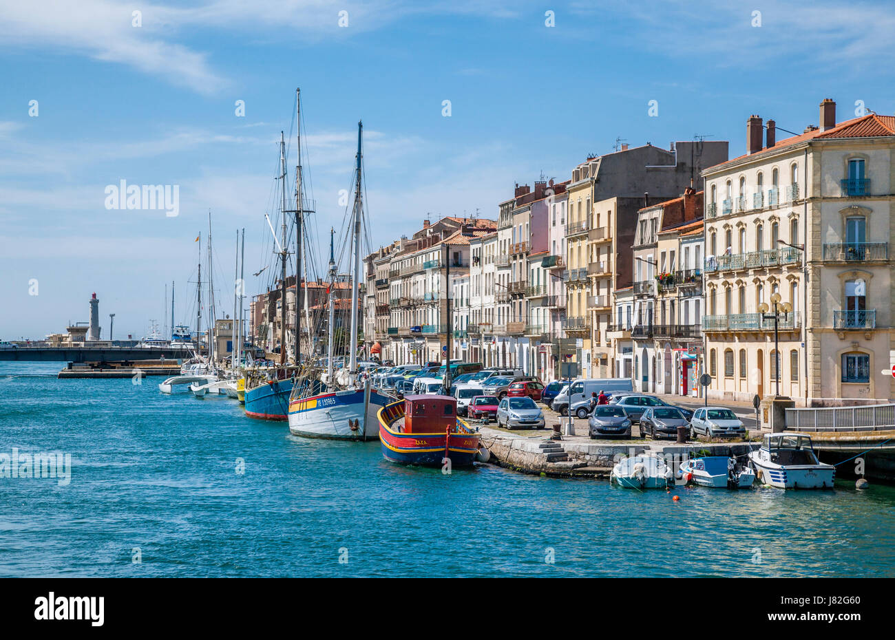 France, Languedoc-Roussillon, Sète, canal view of Quai de la Republique Stock Photo