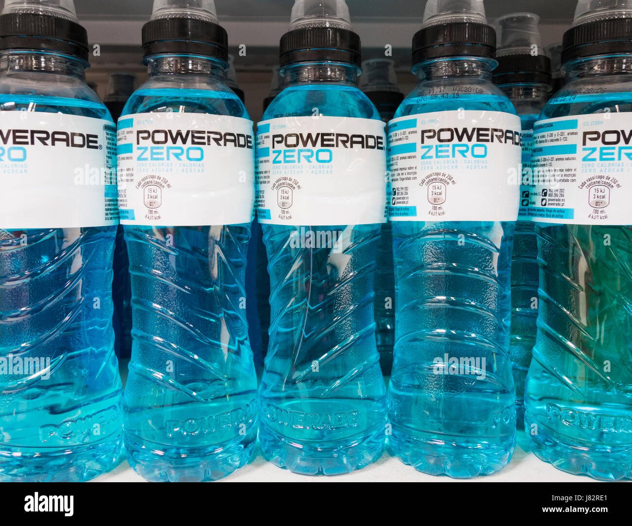 Powerade bottle hi-res stock photography and images - Alamy