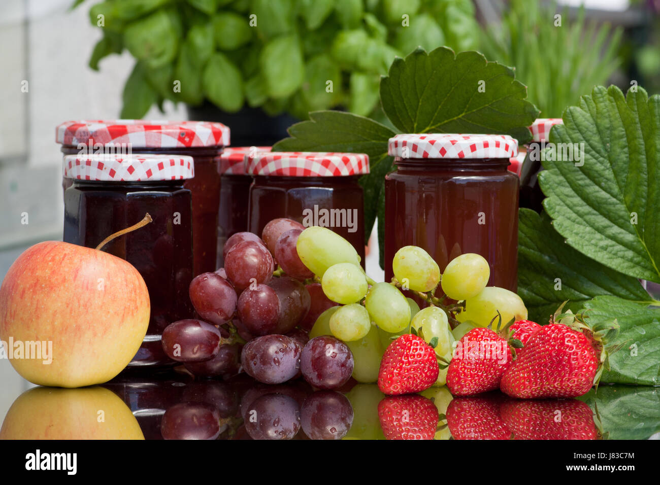fruit jam homemade boil down glassy food aliment sweetly summer