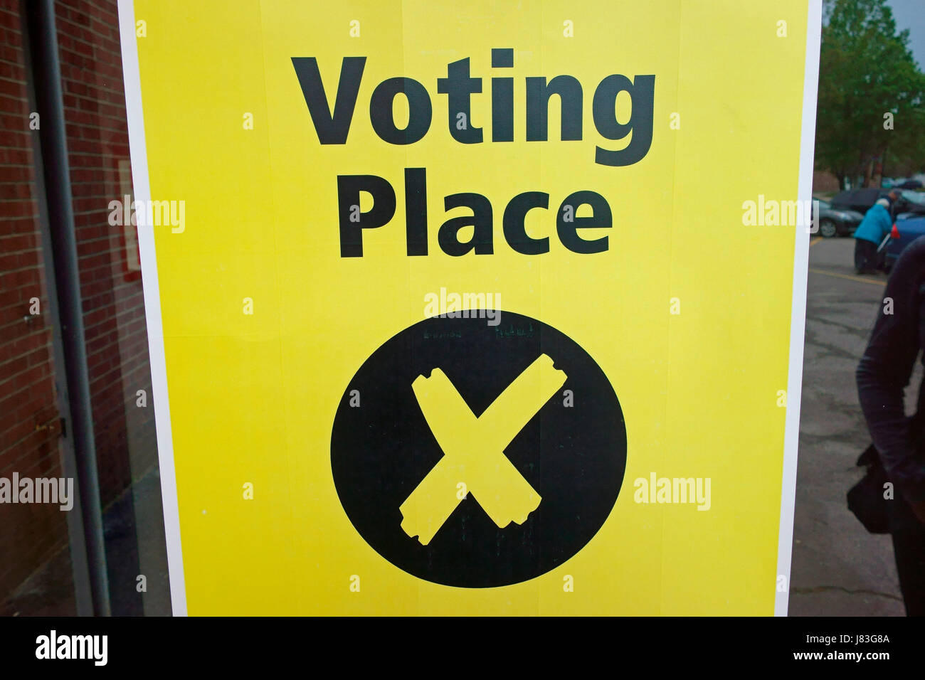 A voting place sign where people can vote in a political election Stock Photo