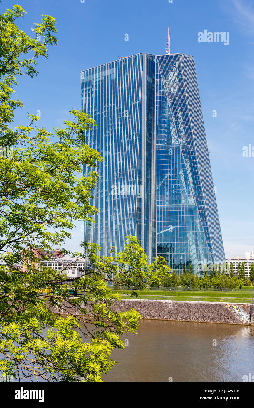 European central bank headquarters hi-res stock photography and images ...