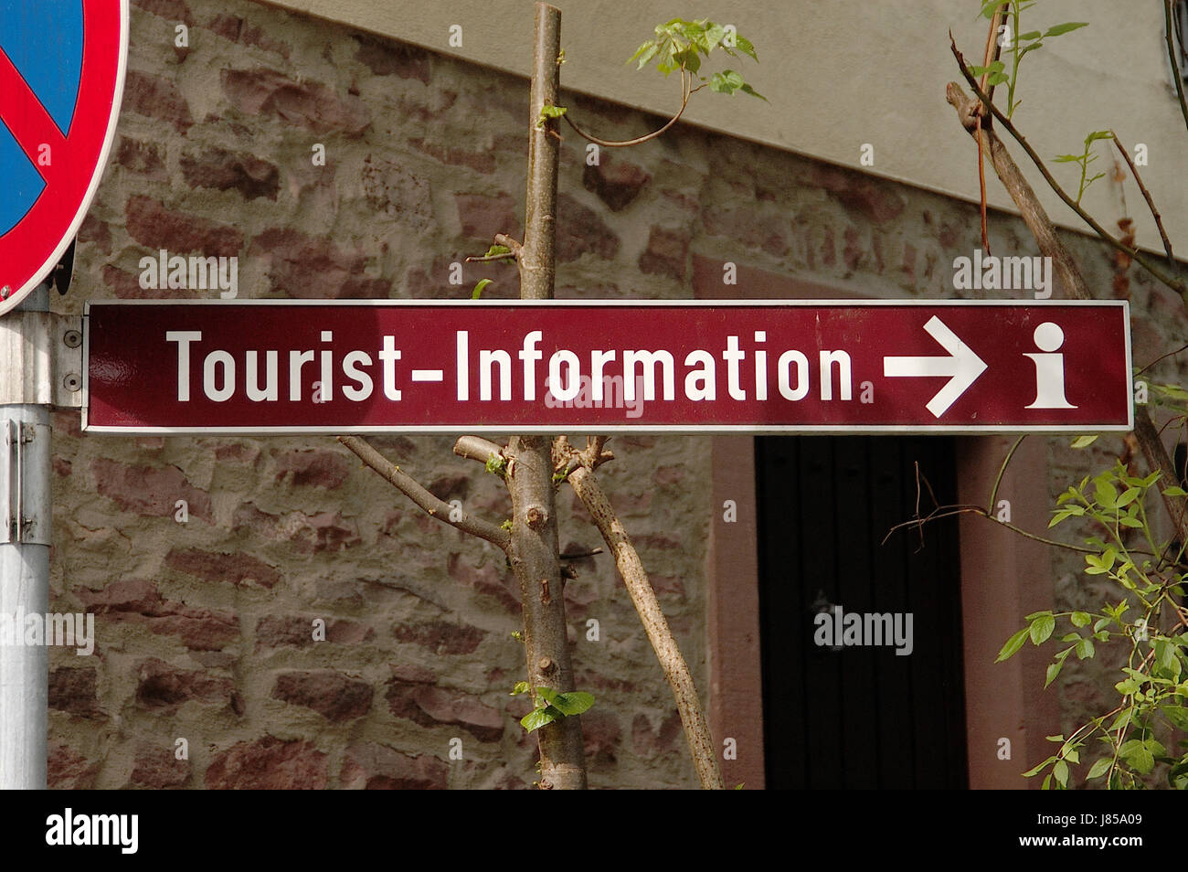 sign signal tourism signposts data informations substratums facts ...