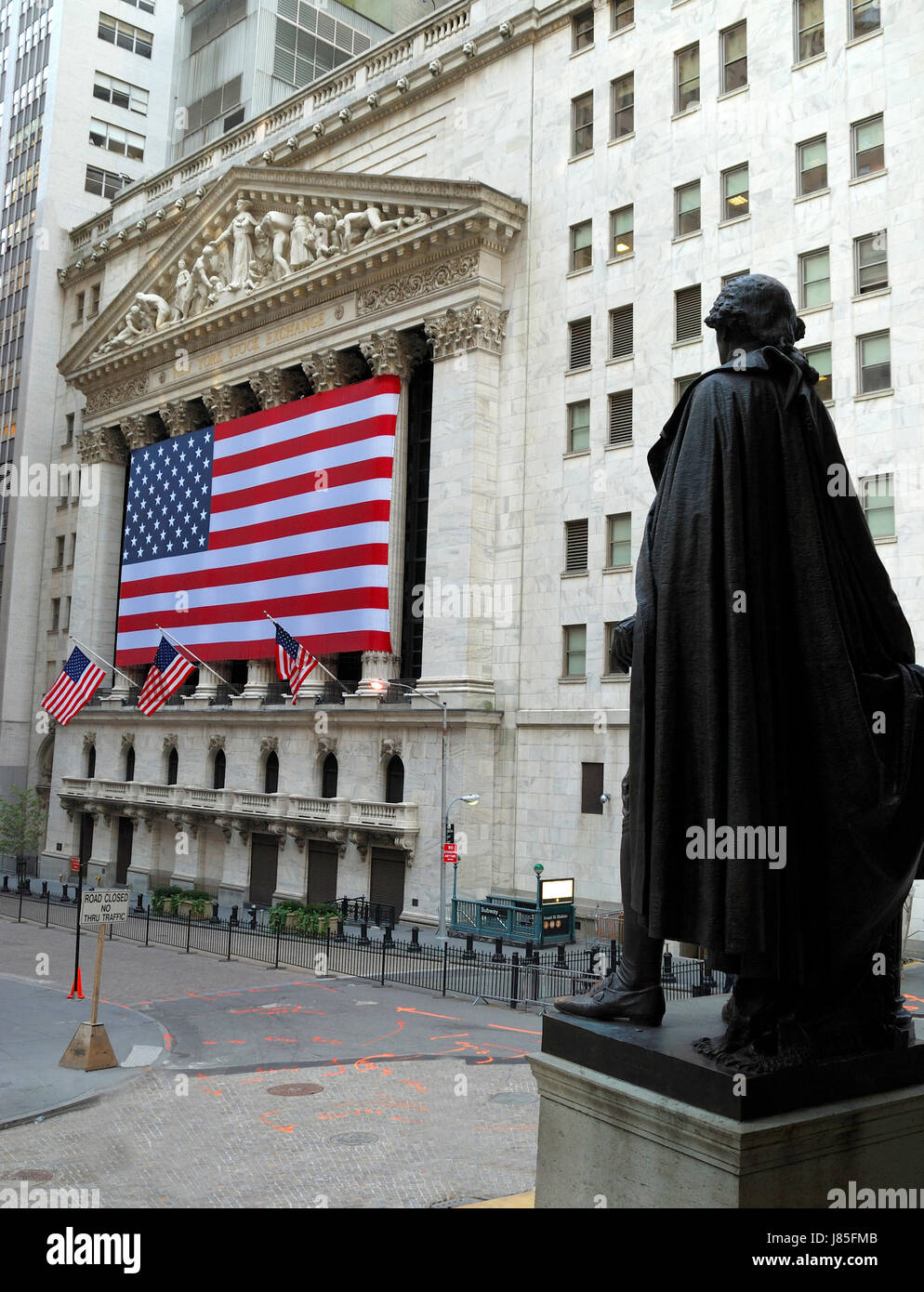 financial manhattan investment new york stock statue stock