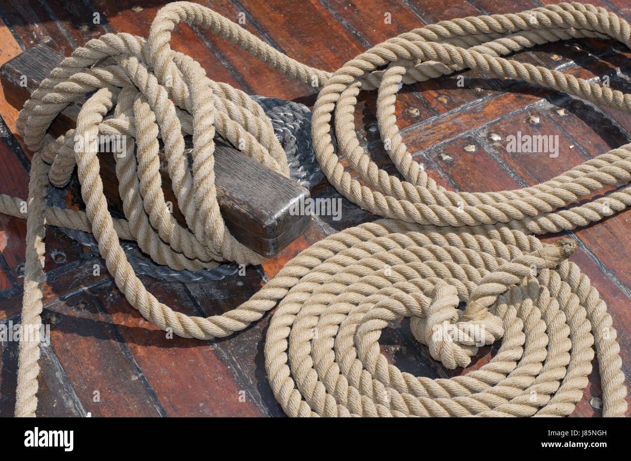 bound tied piece section segment part area ship rope sailing boat ...