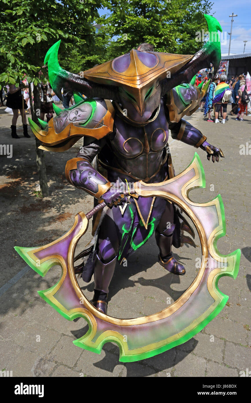 London, UK. 27th May, 2017. A character from World of Warcraft at MCM London Comic Con 2017 day two at Excel, London Credit: Paul Brown/Alamy Live News Stock Photo