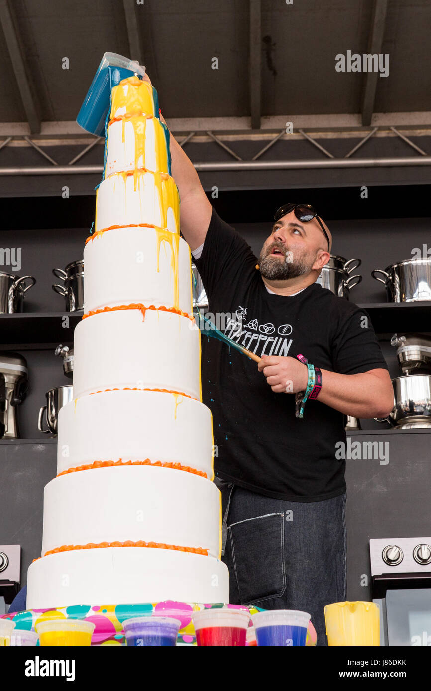Napa, California, USA. 26th May, 2017. Celebrity chef DUFF GOLDMAN
