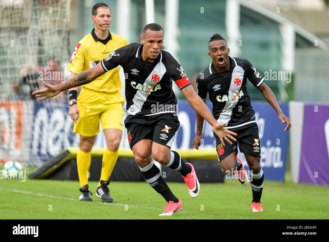 Rio De Janeiro Brazil 27th May 2017 Luis Fabiano Celebrates Goal Stock Photo Alamy