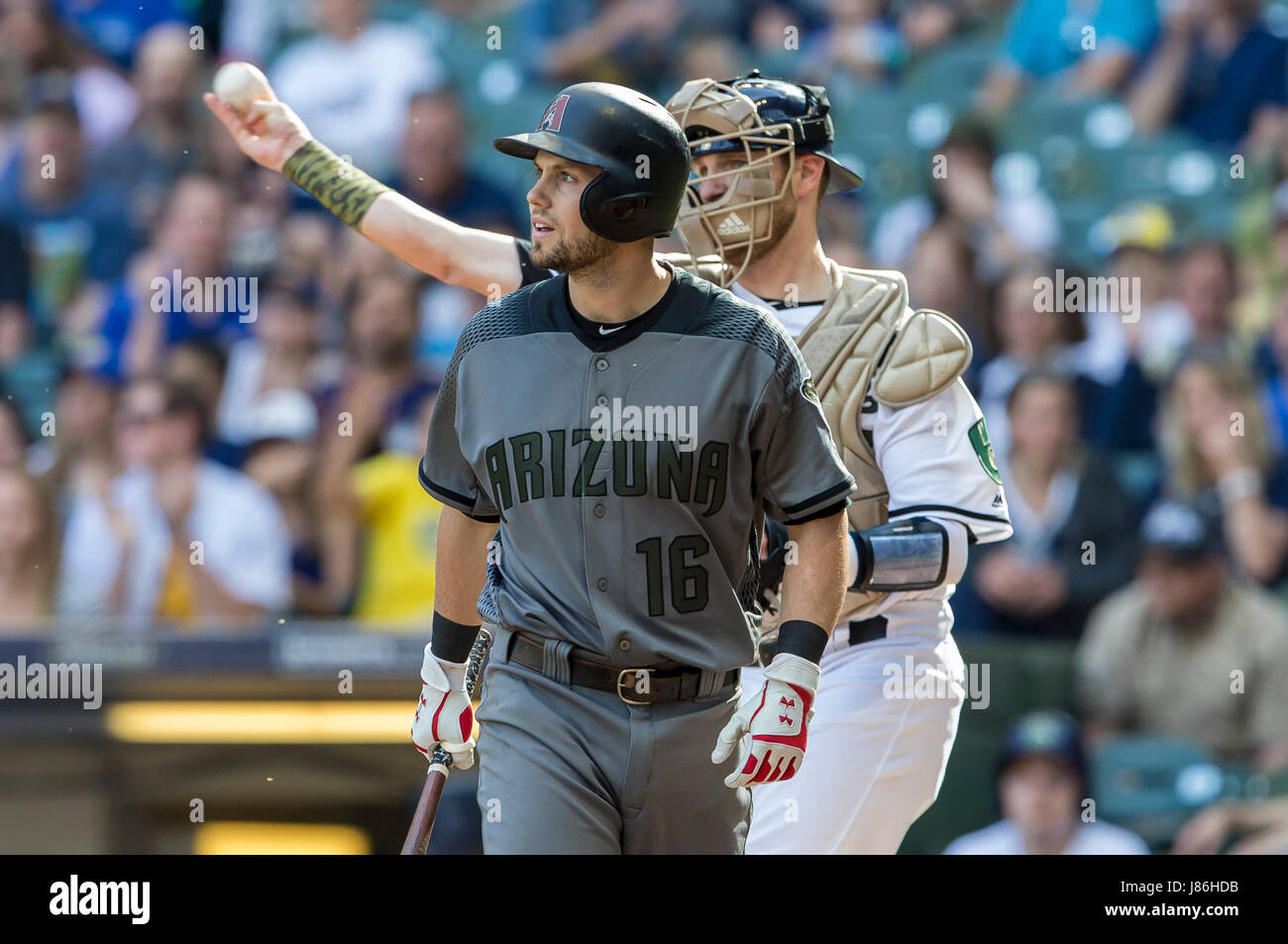 Milwaukee, USA. 27th May, 2017. Arizona Diamondbacks shortstop Chris Owings #16 is the 10th strikeout for Milwaukee Brewers starting pitcher Chase Anderson through 6 innings in the Major League Baseball game between the Milwaukee Brewers and the Arizona Diamondbacks at Miller Park in Milwaukee, WI. John Fisher/CSM/Alamy Live News Stock Photo
