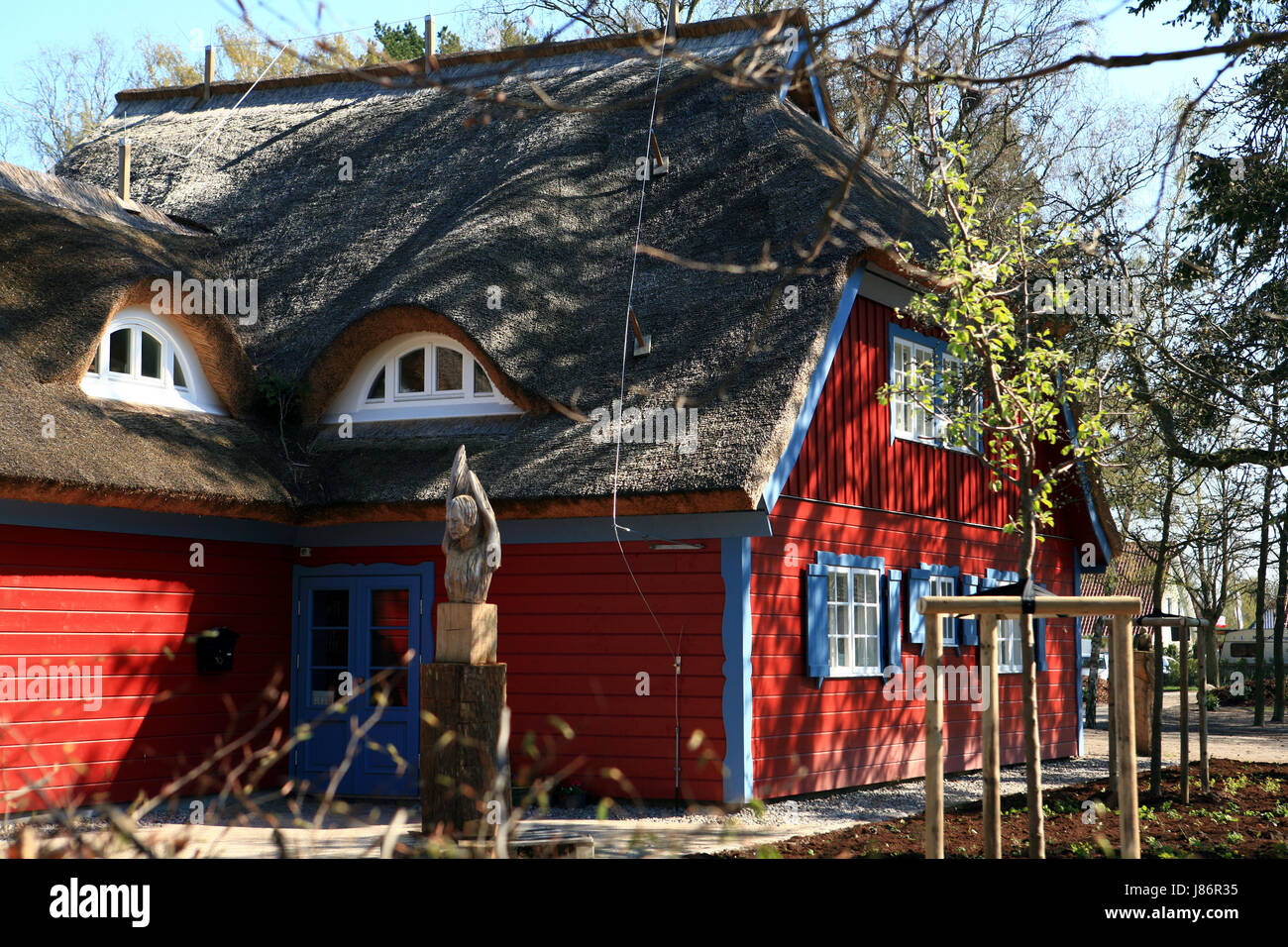 traditional reed house Stock Photo Alamy