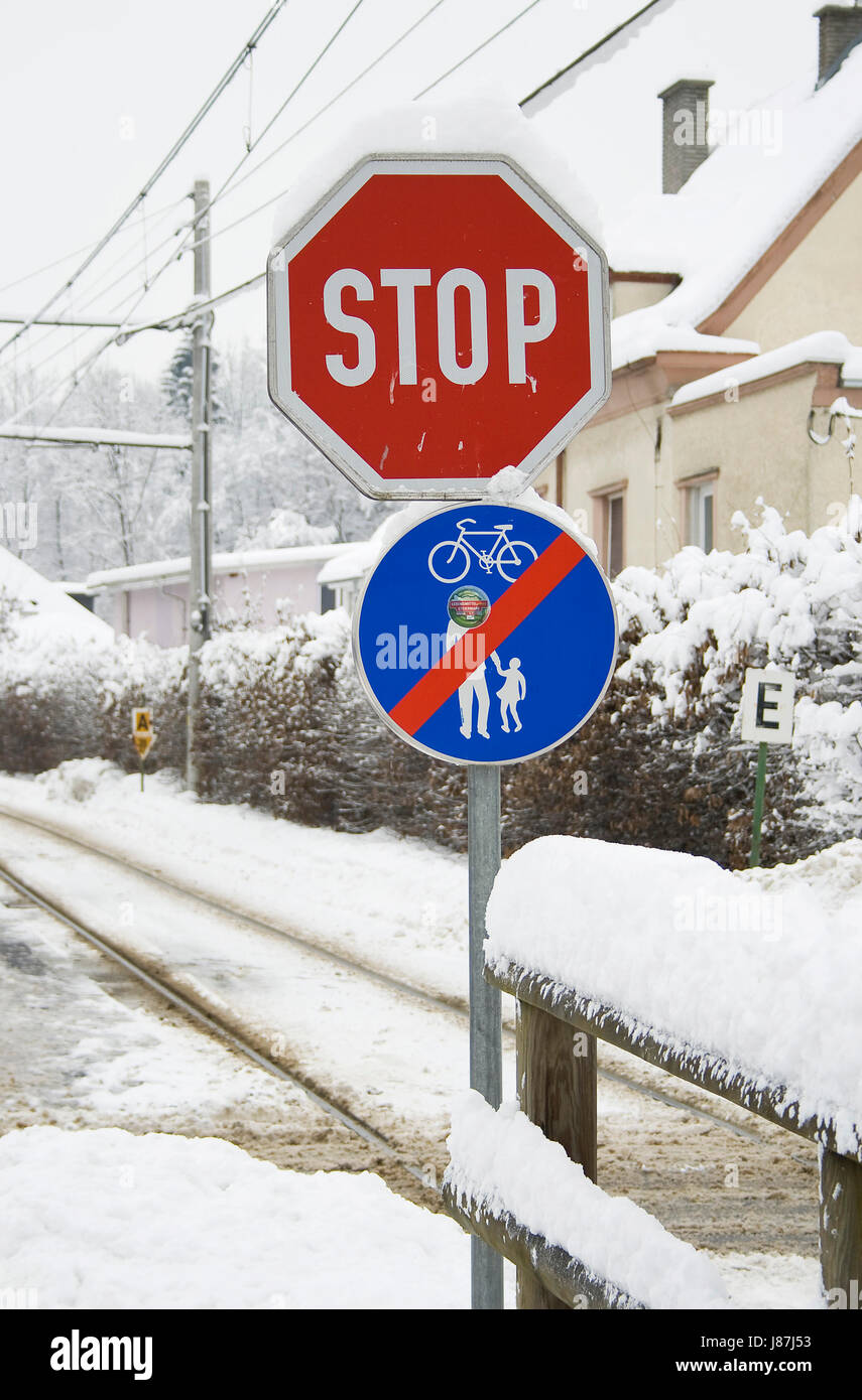 city, town, winter, traffic, transportation, cold, snow, city, town, winter, Stock Photo