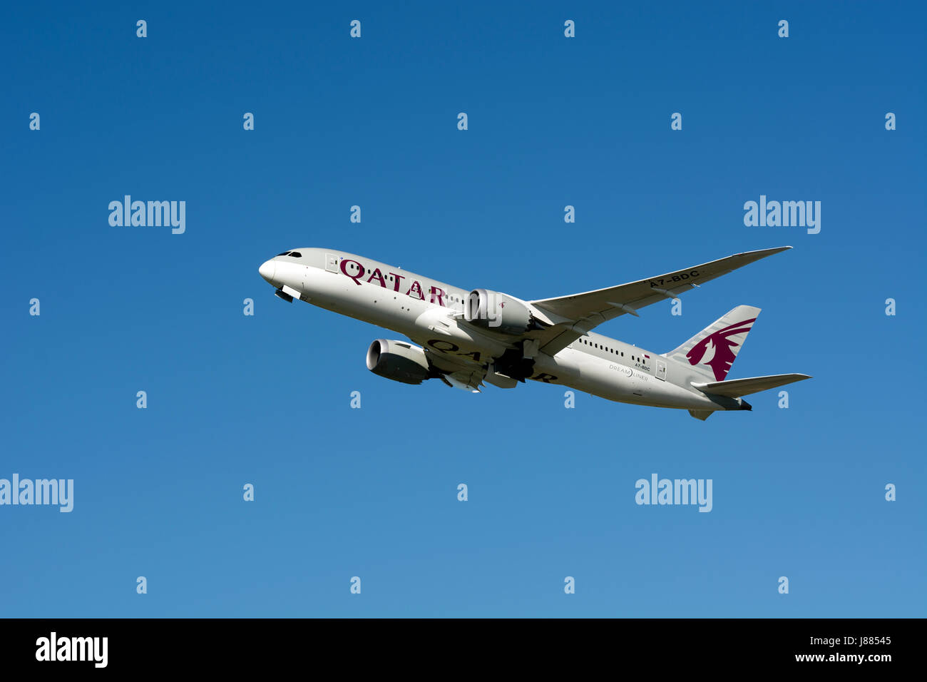 Qatar Boeing 787 Dreamliner taking off at Birmingham Airport, UK (A7-BDC) Stock Photo
