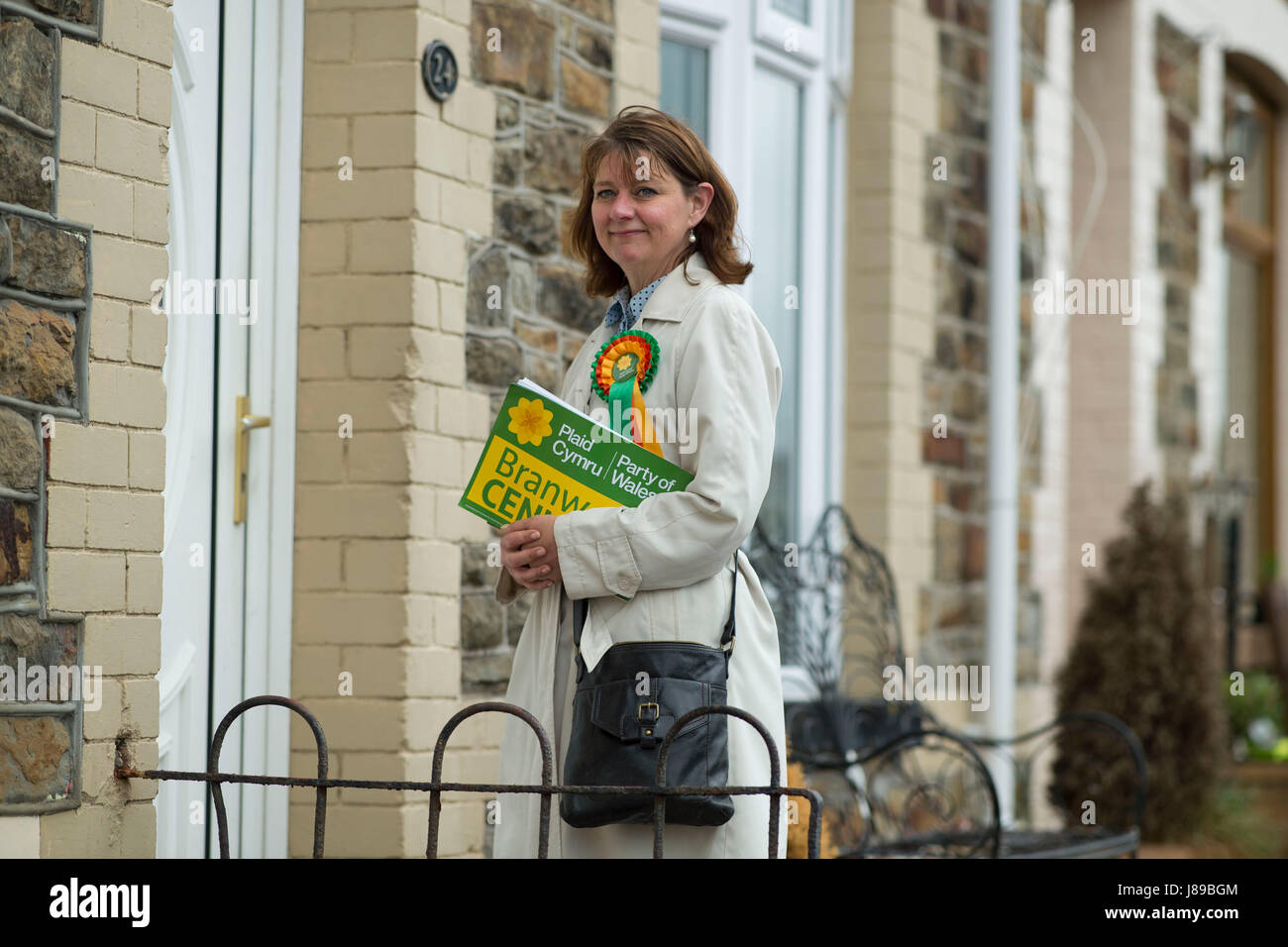 Leader Of Plaid Cymru Leanne Wood Door To Door Campaigning In