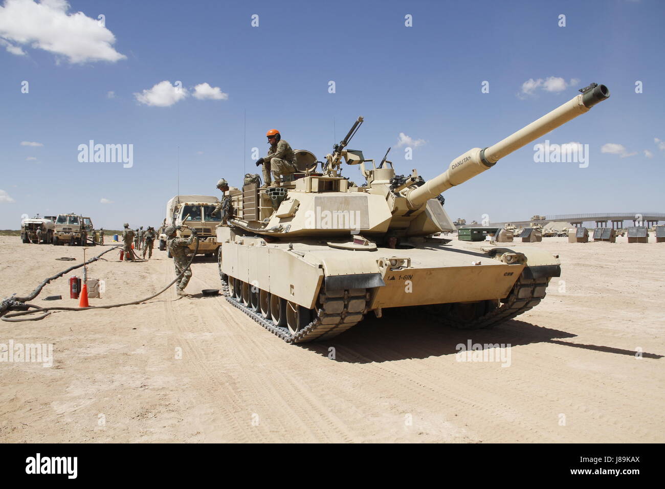 Refuel on the move hi-res stock photography and images - Alamy